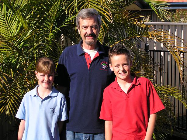 2009 grandpa and kids.JPG