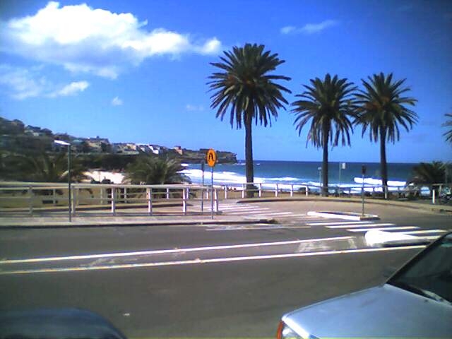 Bronte Beach 2 - Picture047_21Mar06.JPG